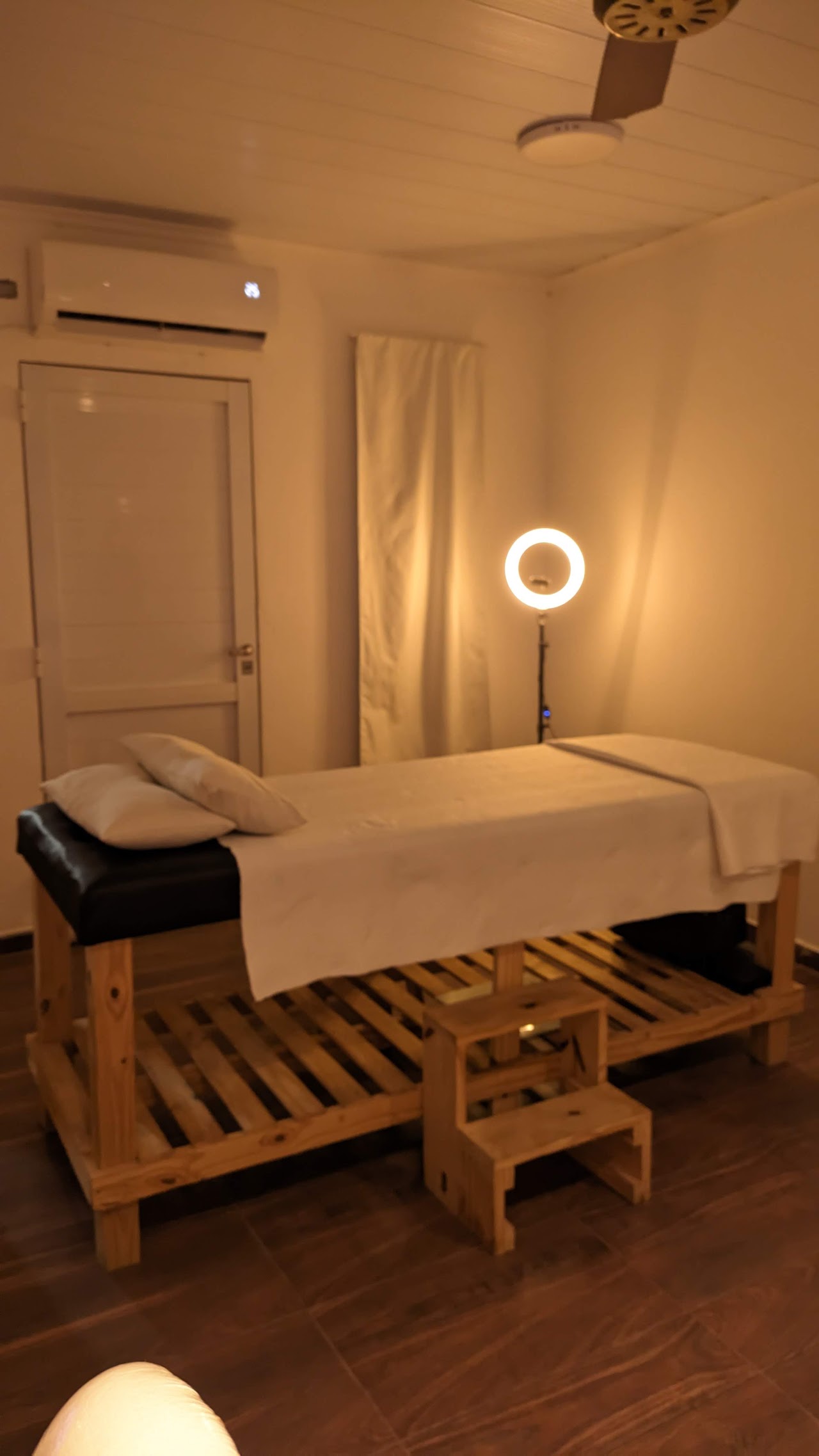 Cabina de tratamiento estético en VEUVE SPA Resistencia